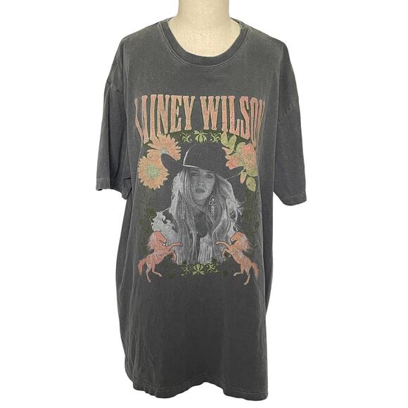 Bell Bottom Country Tops - Bell Bottom Country Lainey Wilson Concert T Shirt